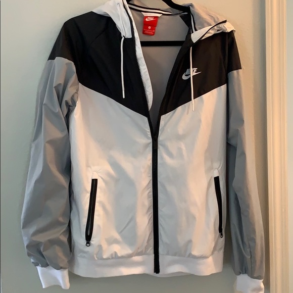 nike tri color windbreaker